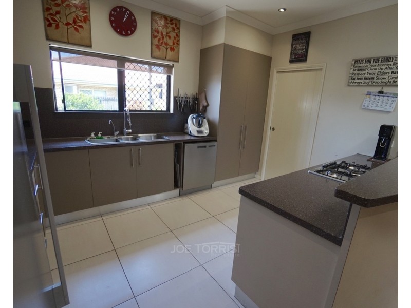 32 Jacinta Crescent, Mareeba QLD 4880