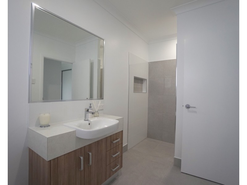14 Dandaloo Close, Mareeba QLD 4880