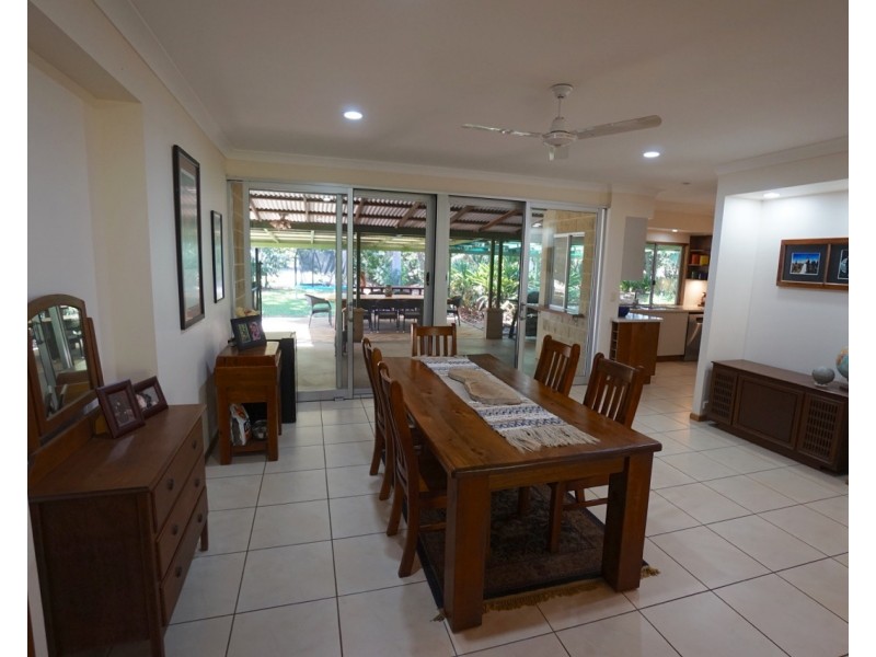 27 Shaban Close, Mareeba QLD 4880