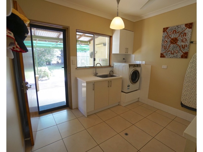 27 Shaban Close, Mareeba QLD 4880