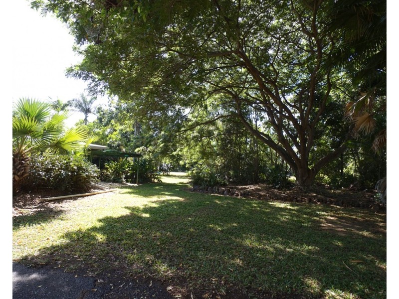 27 Shaban Close, Mareeba QLD 4880