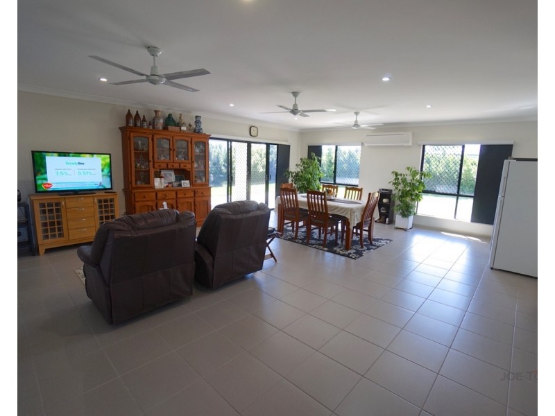 88 Hoolahan Drive, Mareeba QLD 4880