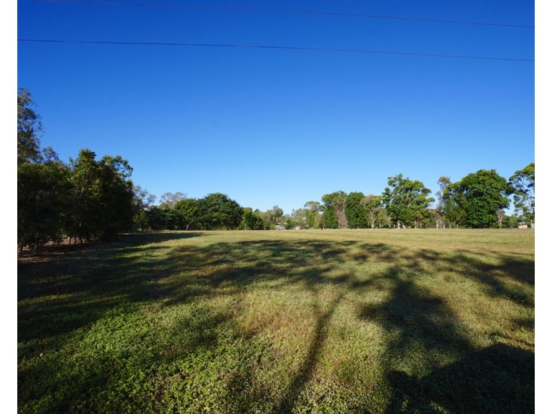 30 McGrath Road, Mareeba QLD 4880