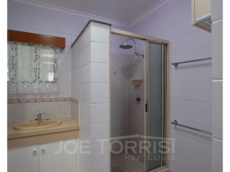 5 Rains Street, Mareeba QLD 4880