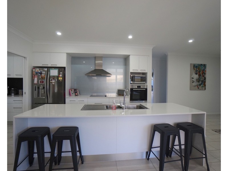 3 Elliott Close, Mareeba QLD 4880