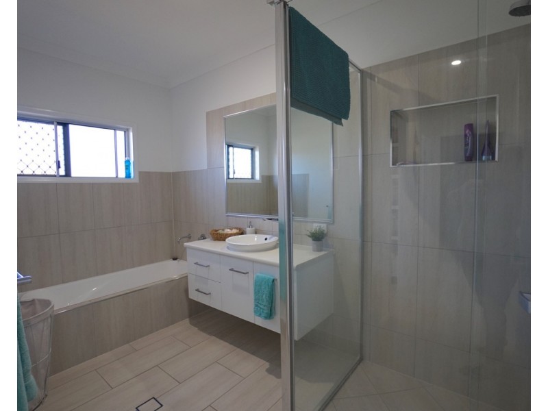 3 Elliott Close, Mareeba QLD 4880