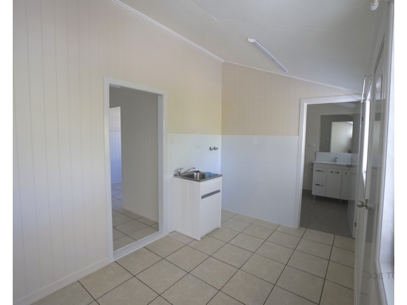 78 Strattmann Street, Mareeba QLD 4880