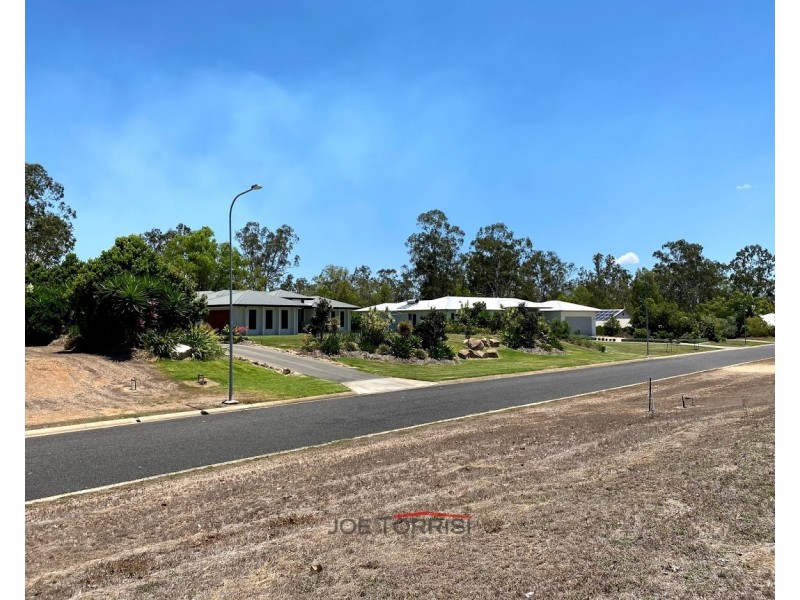 13 Parklands Circuit, Mareeba QLD 4880