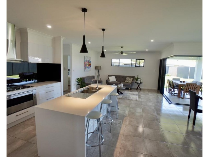 35 Karobean Drive, Mareeba QLD 4880