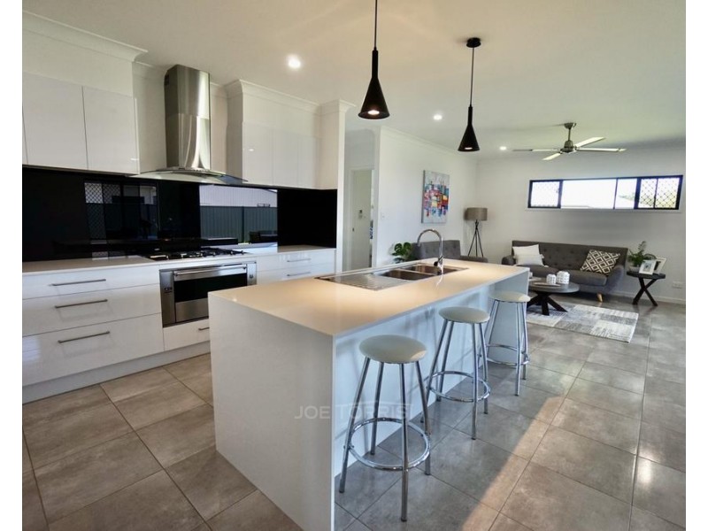 35 Karobean Drive, Mareeba QLD 4880 Joe Torrisi Real Estate Sold