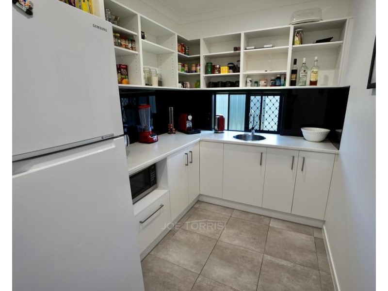 35 Karobean Drive, Mareeba QLD 4880