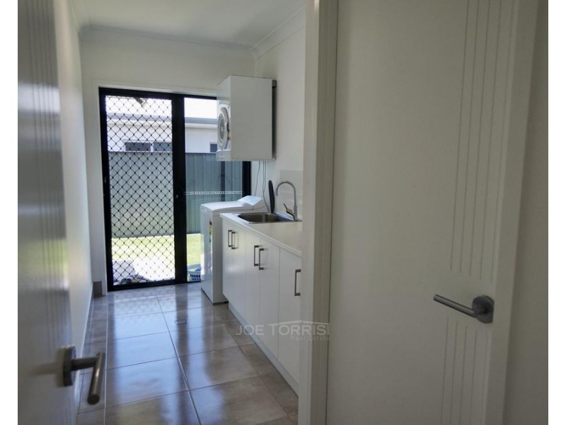 35 Karobean Drive, Mareeba QLD 4880