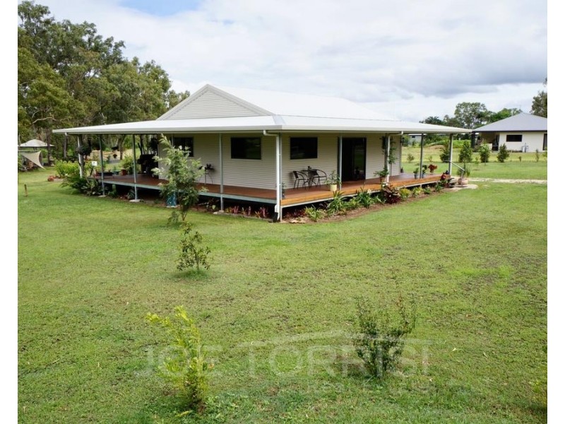 111 Blacks Road, Mareeba QLD 4880