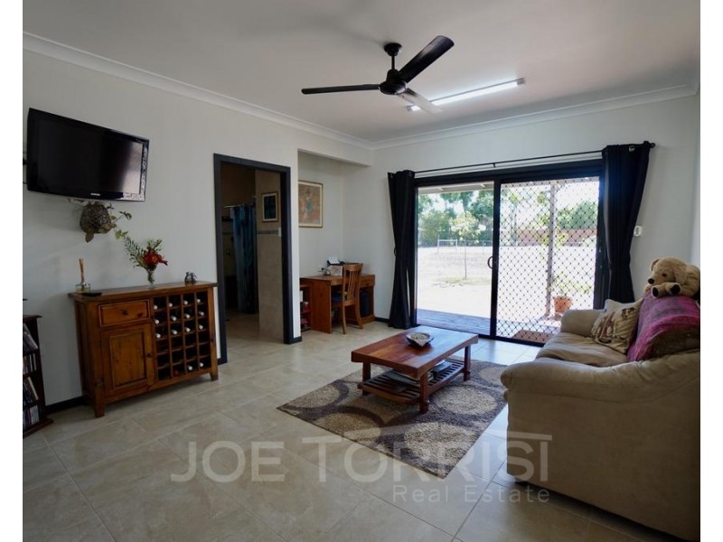 111 Blacks Road, Mareeba QLD 4880