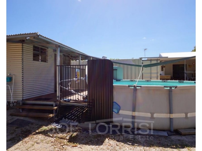 111 Blacks Road, Mareeba QLD 4880