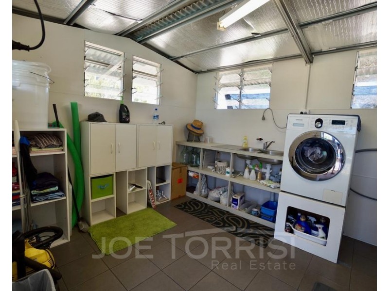 111 Blacks Road, Mareeba QLD 4880