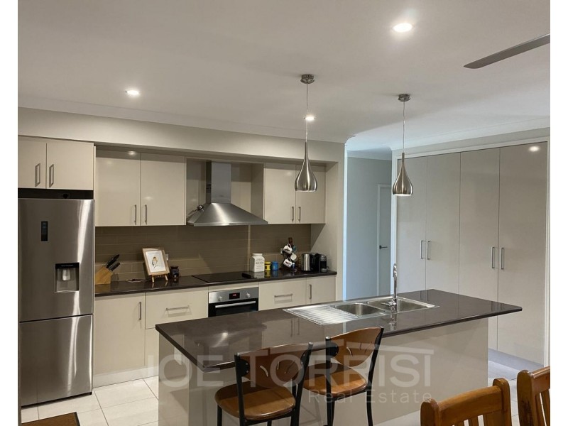 13 Karobean Drive, Mareeba QLD 4880