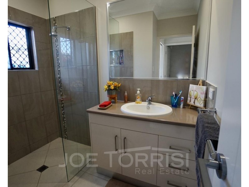 13 Karobean Drive, Mareeba QLD 4880