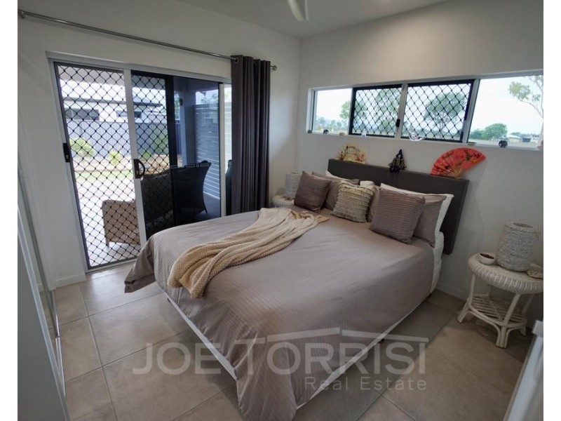 12 Dandaloo Close, Mareeba QLD 4880