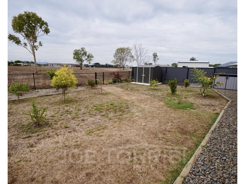 12 Dandaloo Close, Mareeba QLD 4880