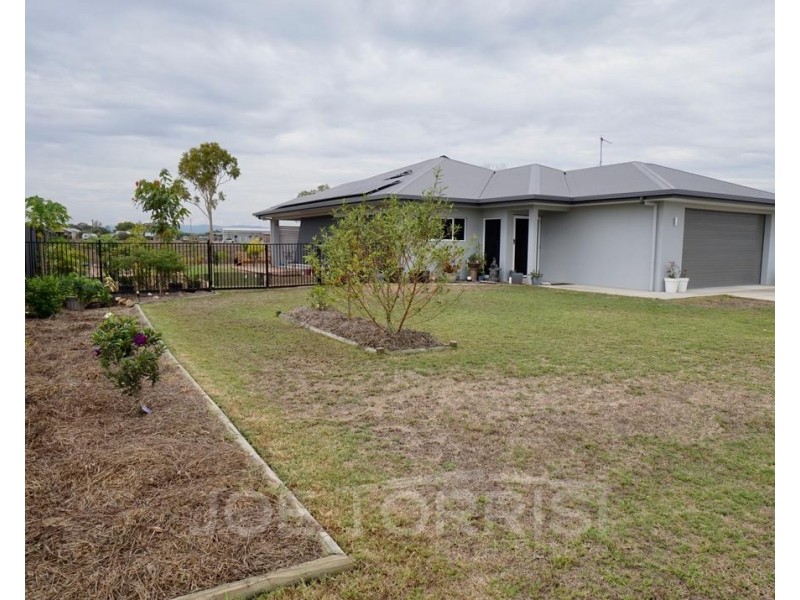 12 Dandaloo Close, Mareeba QLD 4880