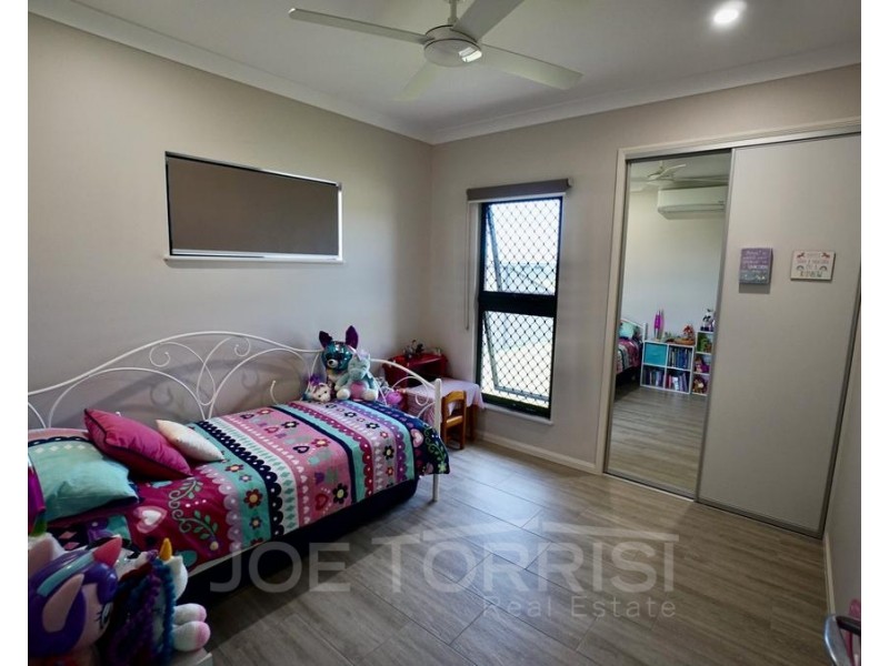 18 Dandaloo Close, Mareeba QLD 4880