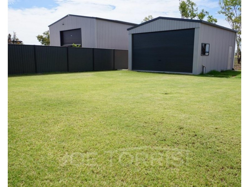 18 Dandaloo Close, Mareeba QLD 4880
