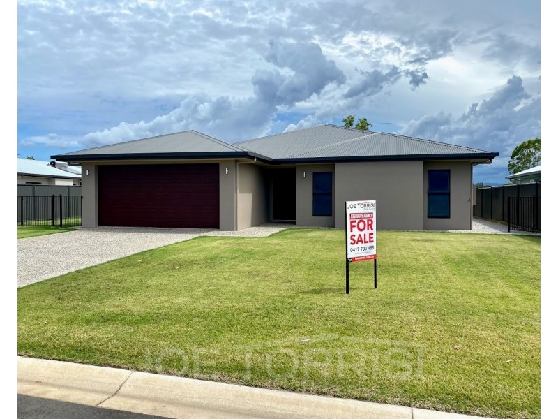 18 Dandaloo Close, Mareeba QLD 4880