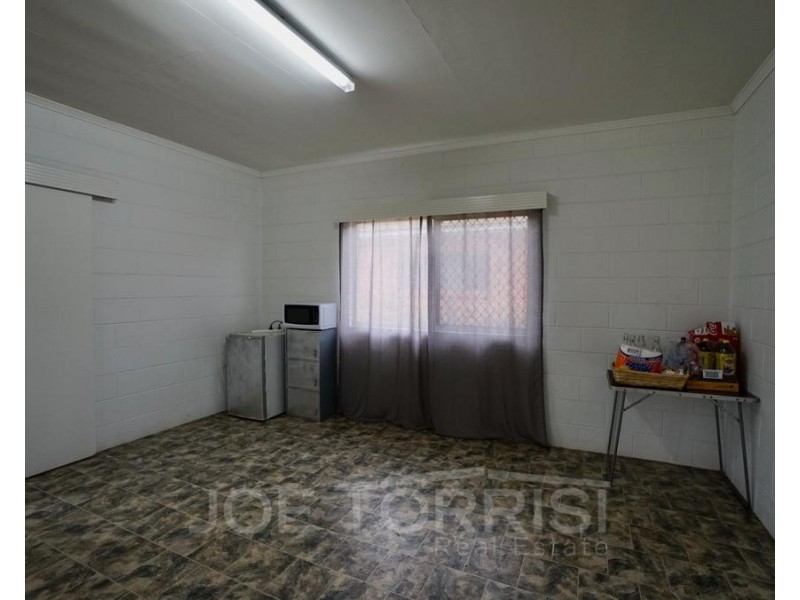 4 Lannoy Street, Mareeba QLD 4880