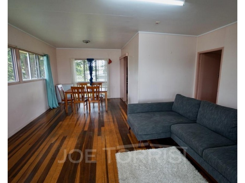49 Costin Street, Mareeba QLD 4880