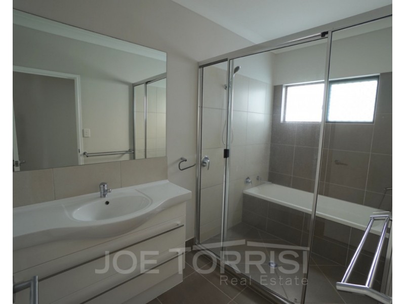 7 Wren Close, Mareeba QLD 4880