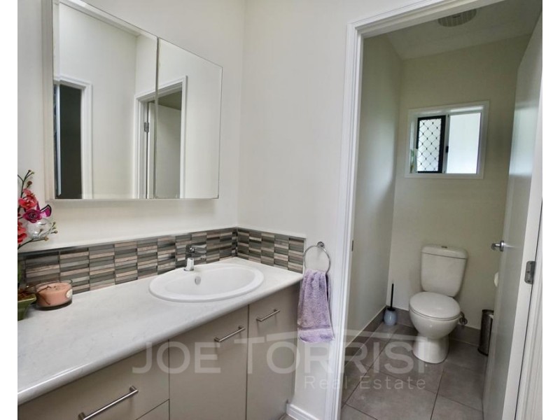 34 Amaroo Drive, Mareeba QLD 4880