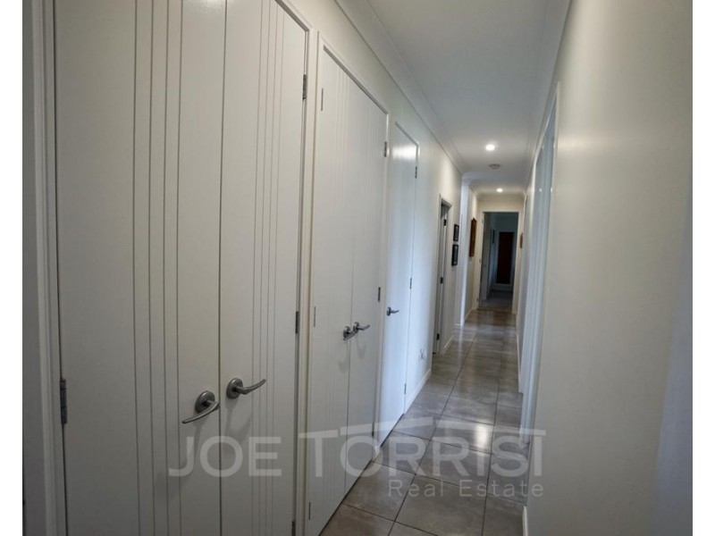 34 Amaroo Drive, Mareeba QLD 4880