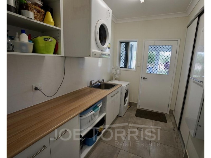 34 Amaroo Drive, Mareeba QLD 4880