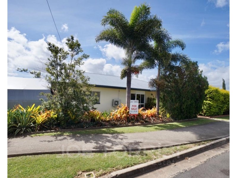 21 Palm Close, Mareeba QLD 4880