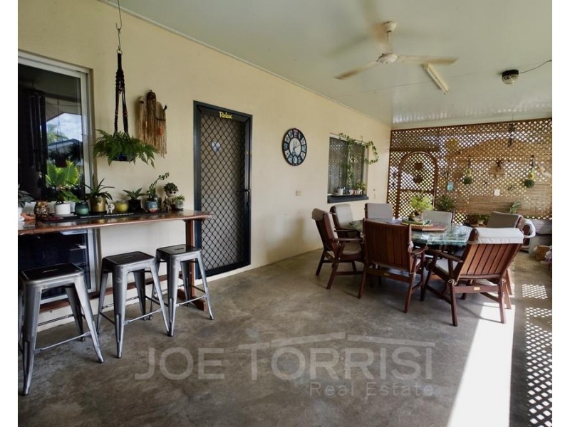 21 Palm Close, Mareeba QLD 4880