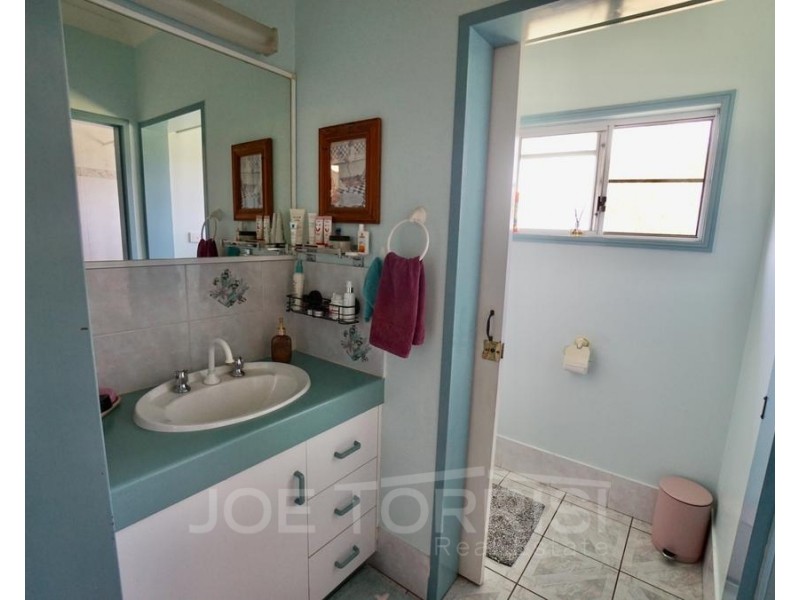 21 Palm Close, Mareeba QLD 4880