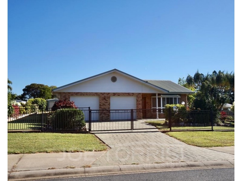 4 Seary Road, Mareeba QLD 4880