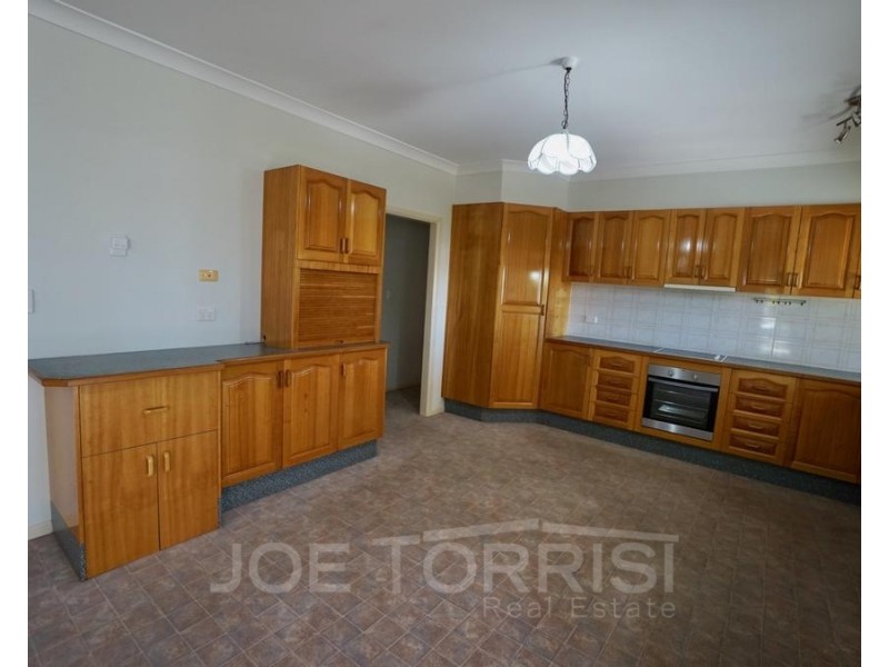 4 Seary Road, Mareeba QLD 4880