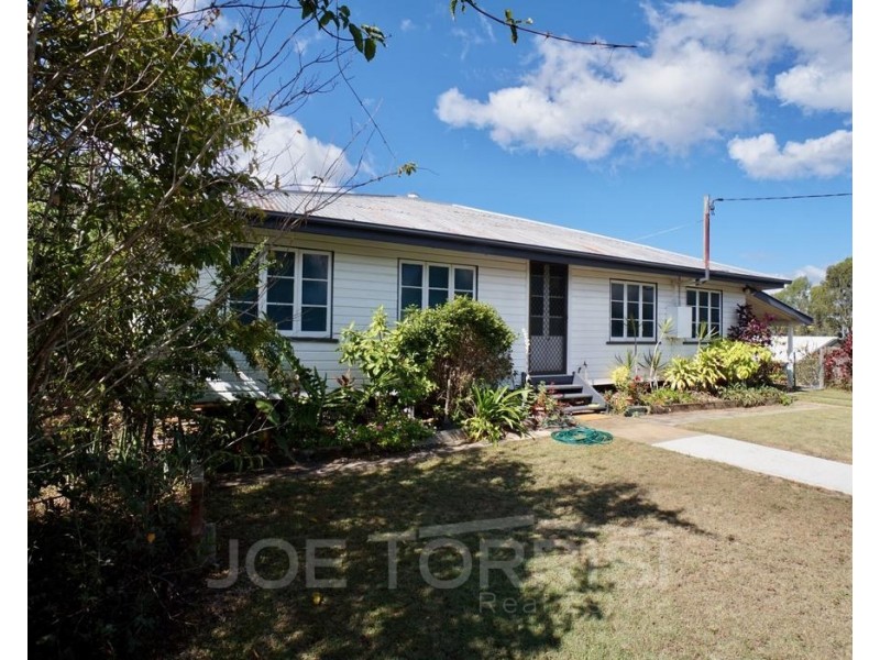6 Molloy Street, Mareeba QLD 4880