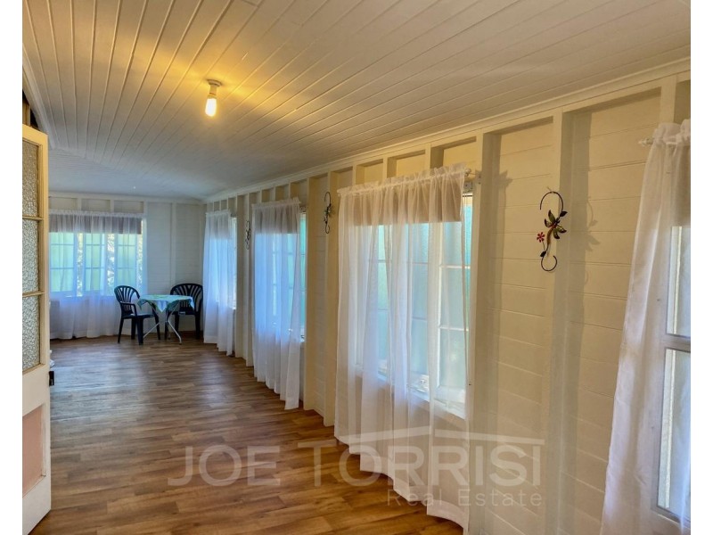 6 Molloy Street, Mareeba QLD 4880