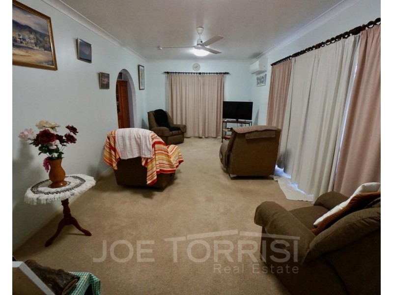 13 Bethel Close, Mareeba QLD 4880