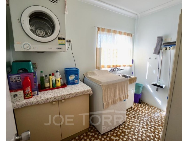 13 Bethel Close, Mareeba QLD 4880