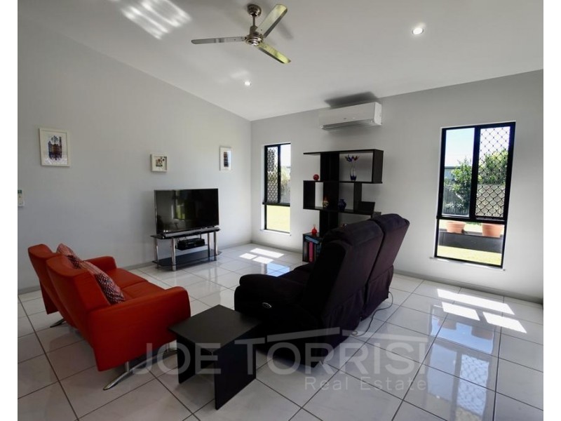 18 Yarrabee Close, Mareeba QLD 4880