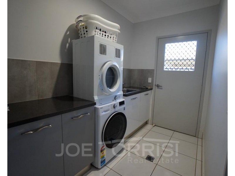 18 Yarrabee Close, Mareeba QLD 4880