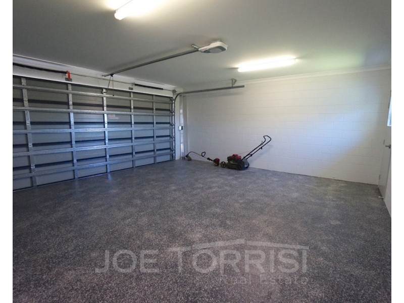 18 Yarrabee Close, Mareeba QLD 4880