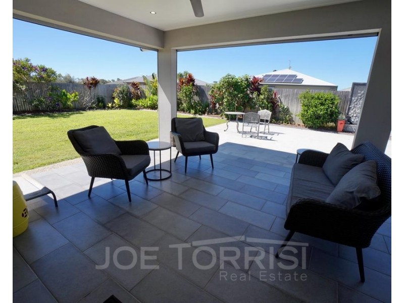 18 Yarrabee Close, Mareeba QLD 4880