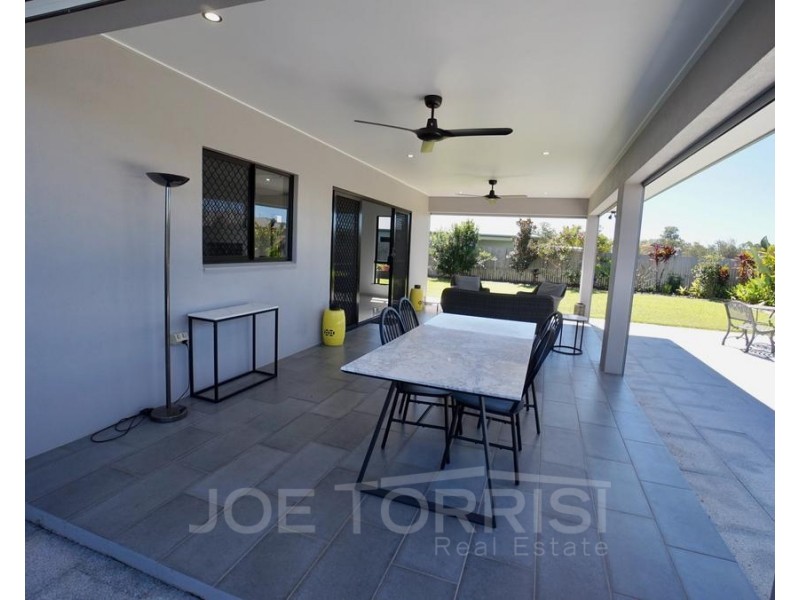 18 Yarrabee Close, Mareeba QLD 4880