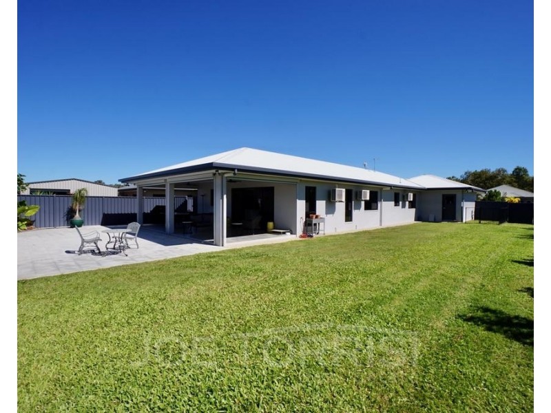 18 Yarrabee Close, Mareeba QLD 4880