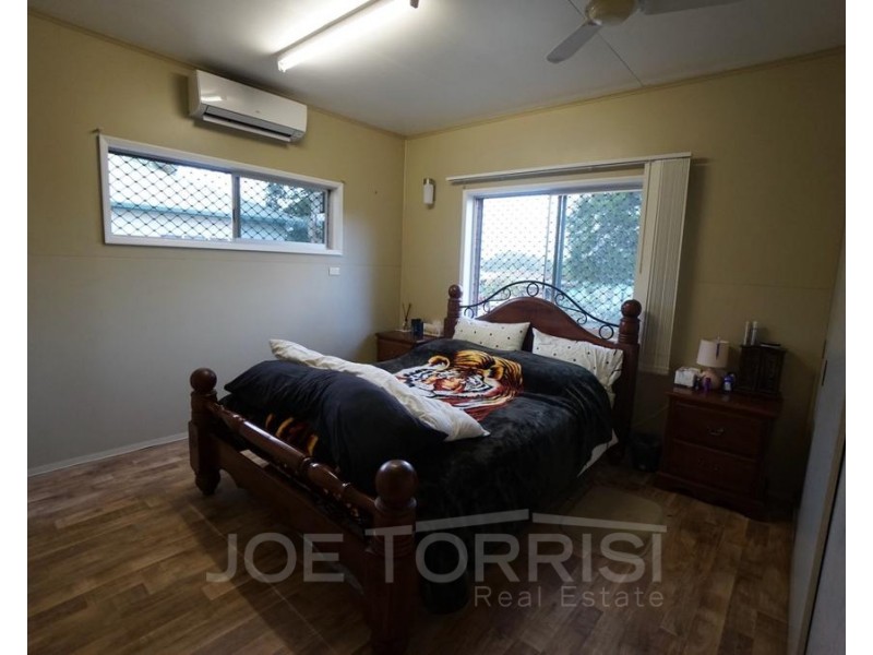 20 Pares Street, Mareeba QLD 4880